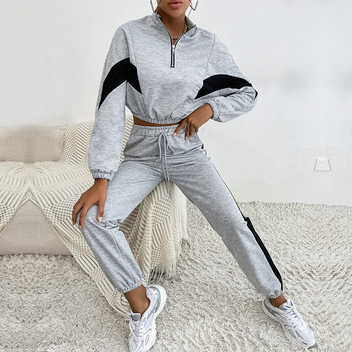 Stilla | Sæt med bukser og cropped top med sweat