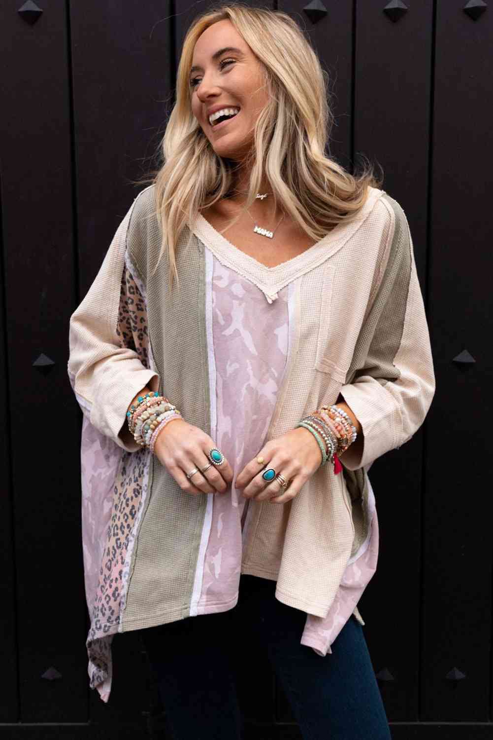 Stilla | Farveblok V-hals Top