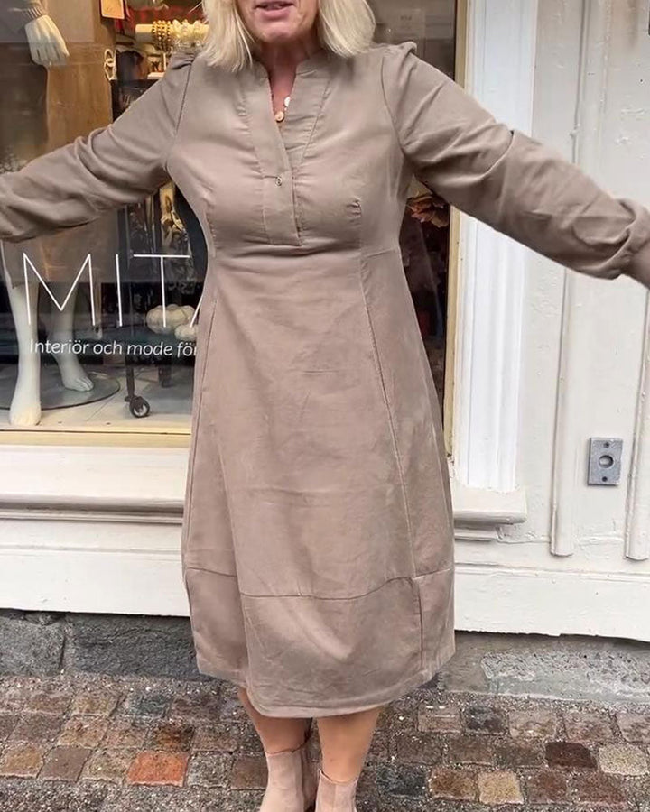 Stilla | Retro kjole med lange ærmer