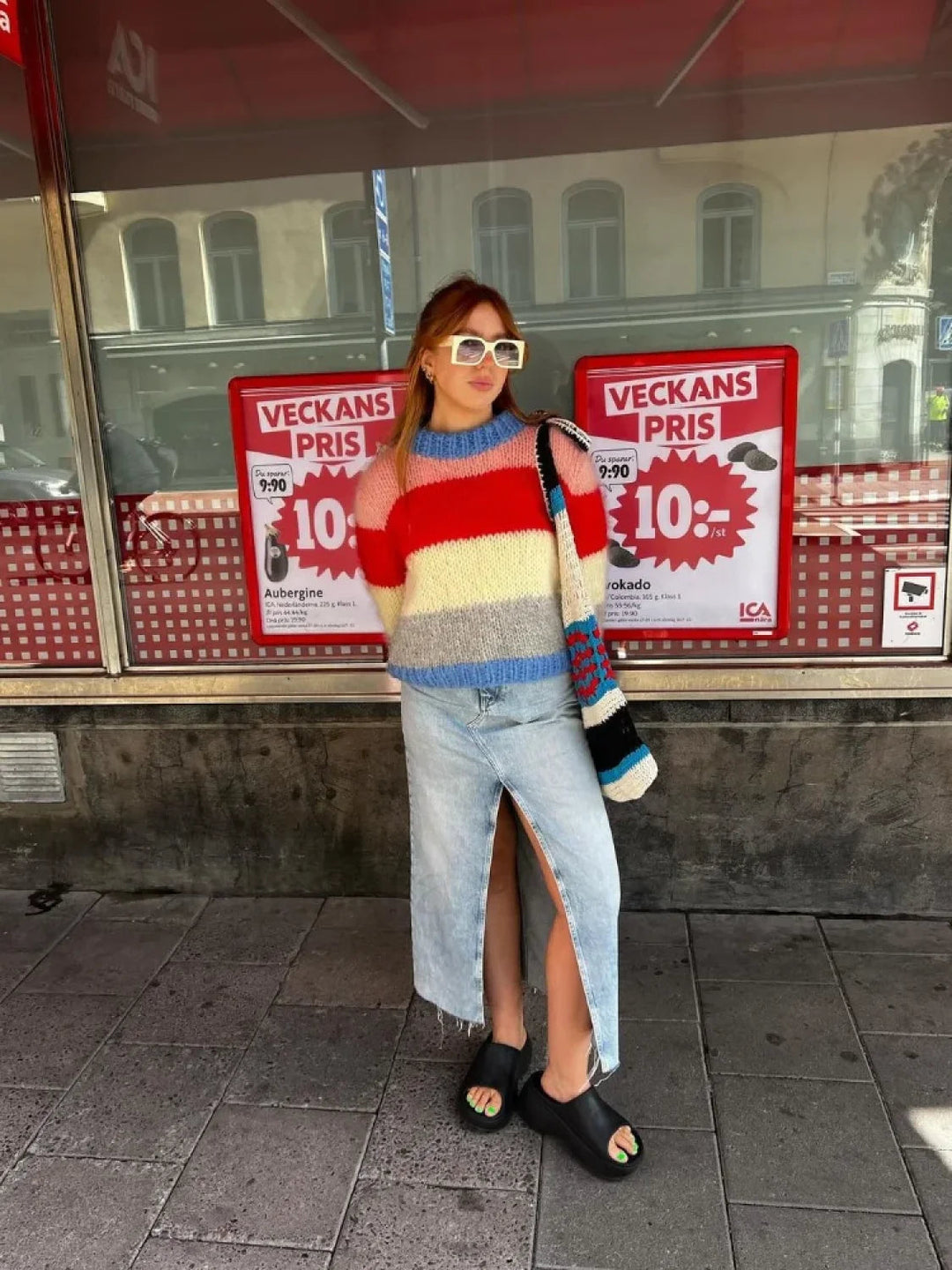 Stilla | Farverig Stribet Striktrøje til Casual Chic Looks