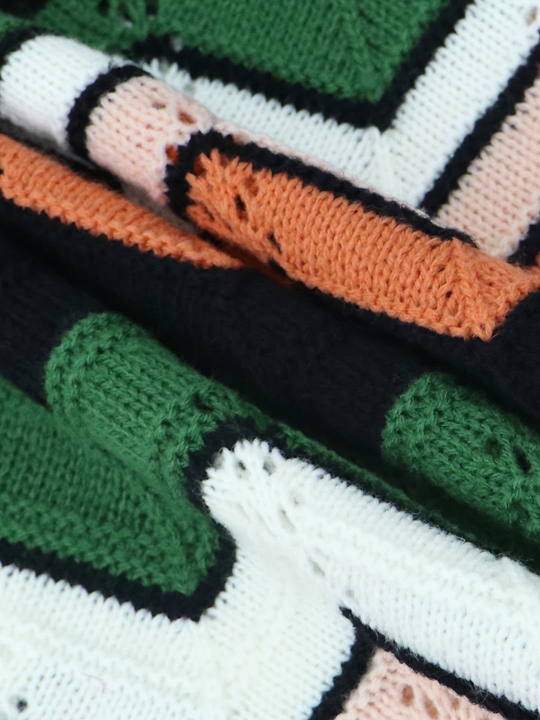 Stilla | Pullover med lineær design