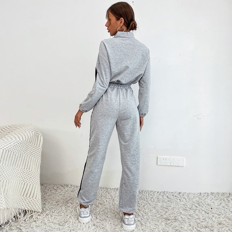 Stilla | Sæt med bukser og cropped top med sweat