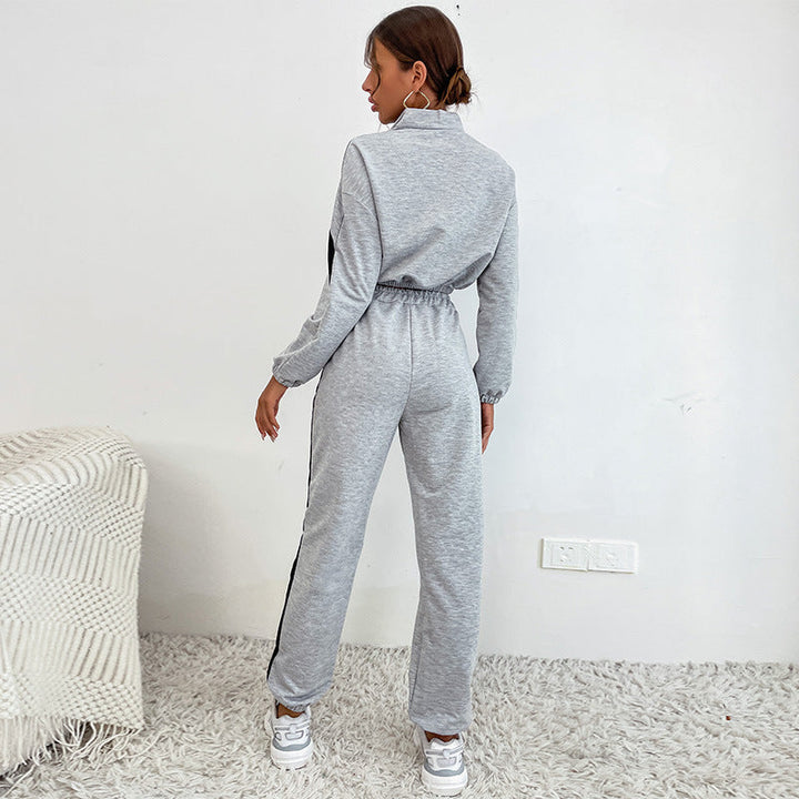 Stilla | Sæt med bukser og cropped top med sweat
