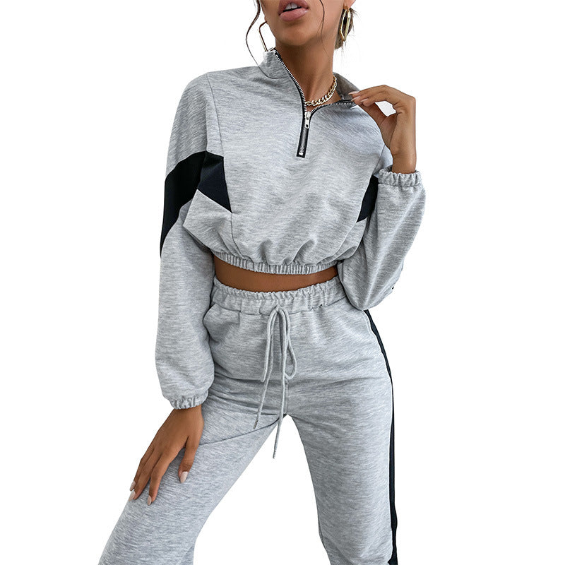 Stilla | Sæt med bukser og cropped top med sweat