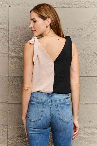 Stilla | Farve V-hals Binde Skulder Tank Top