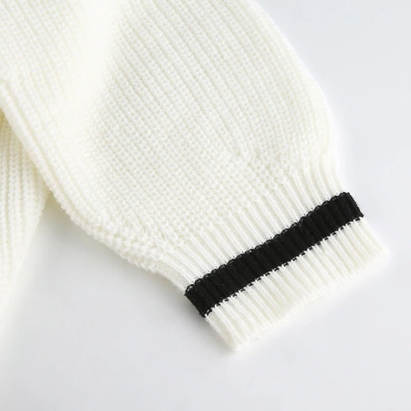 Stilla | Elegant Kvinders Strik Sweater med V-Hals – Forfinet Udseende