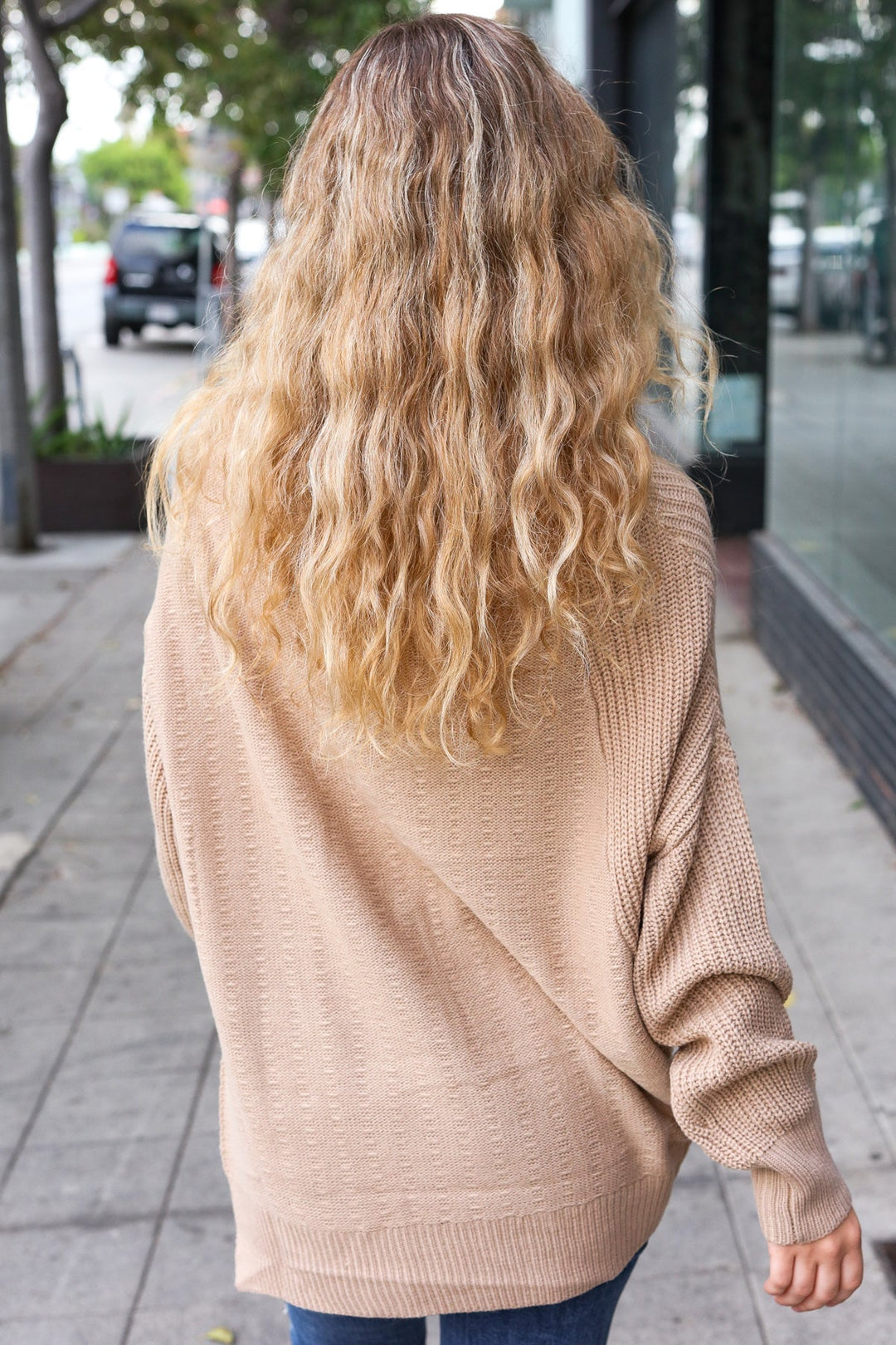 Stilla | Asymmetrisk Strikket Pullover Taupe Fra Autumn Vibes