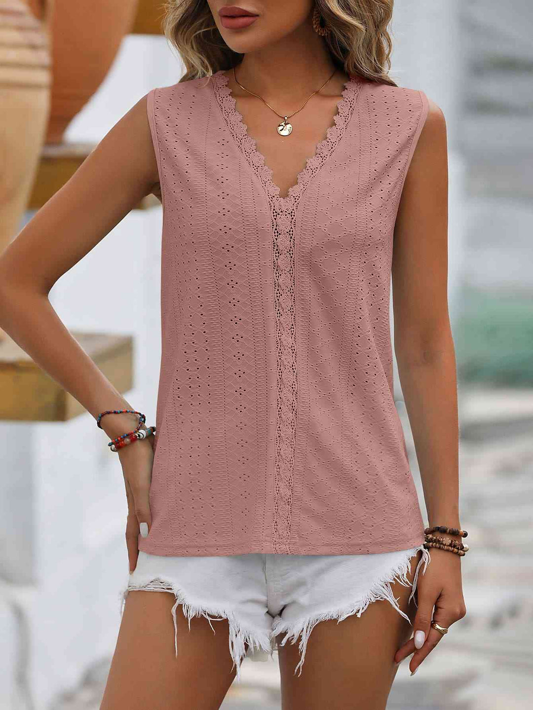 Stilla | Spliced Lace V-hals Udenærmelig Top