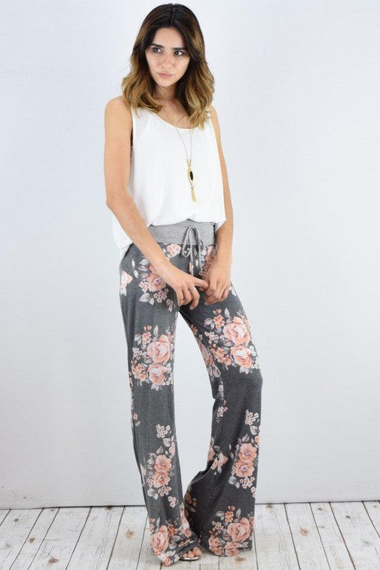 Stilla | Floral Bred Benet Bukser