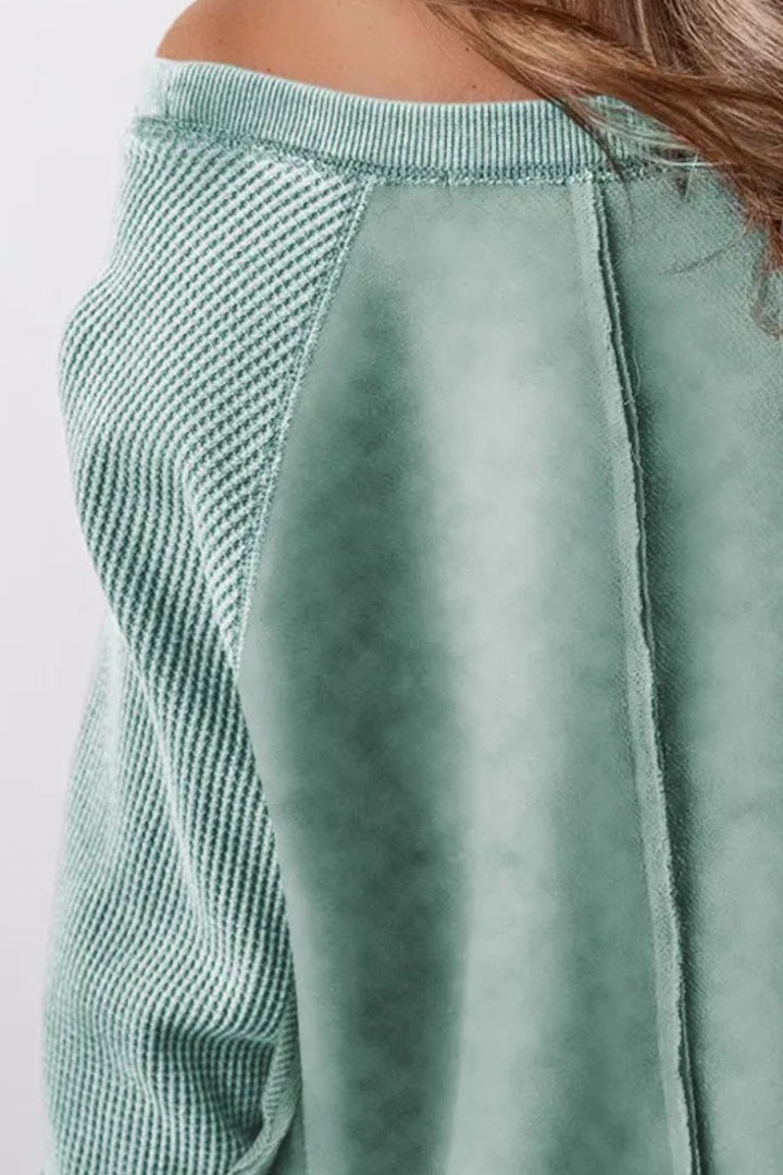 Stilla | Sweatshirt med lange ærmer og synlige sømme