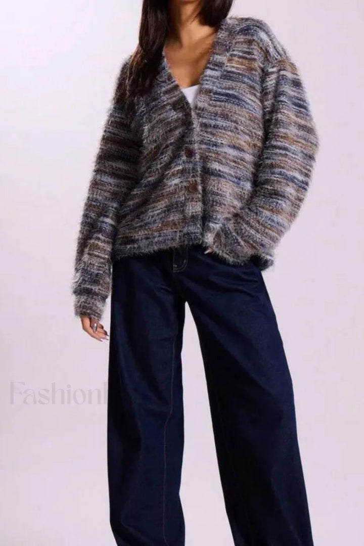 Stilla | Cozy Vintage Stribet Cardigan med V-Hals