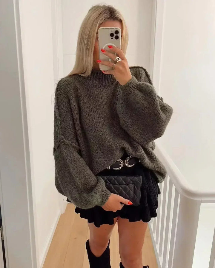 Stilla | Strikket rullekravepullover med voluminøse statement-ærmer