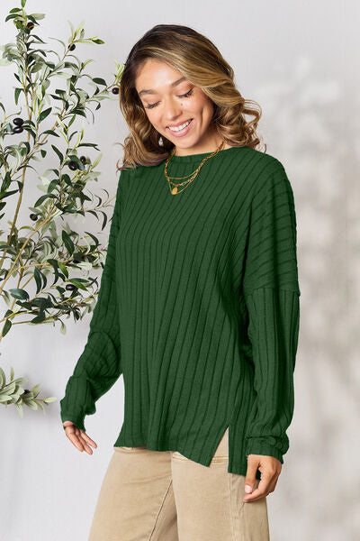 Stilla | Bae Full Size Ribbet Rund Hals Slids Strik Top