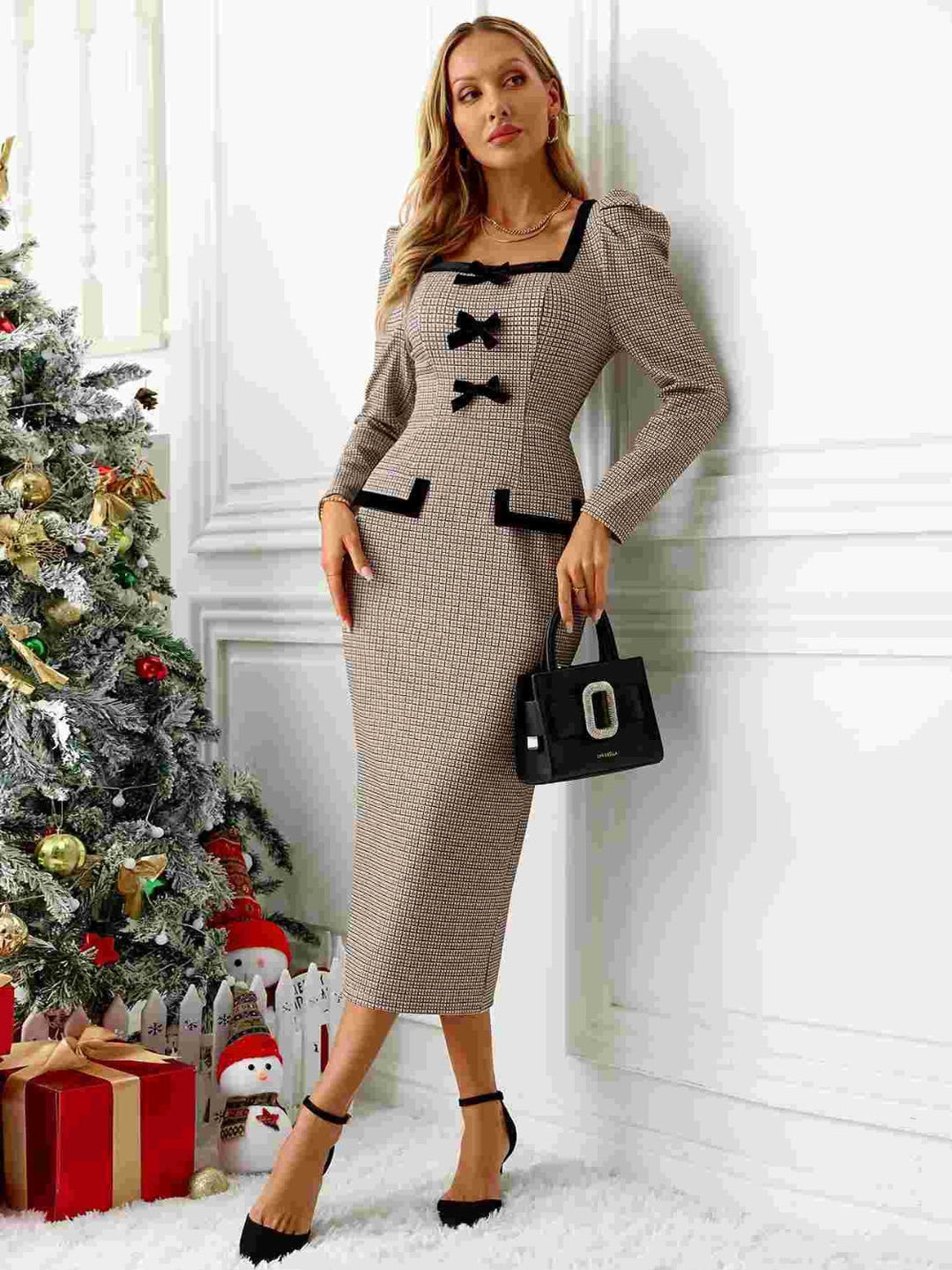 Stilla | Plaid Square Neck Puff Sleeve Dress