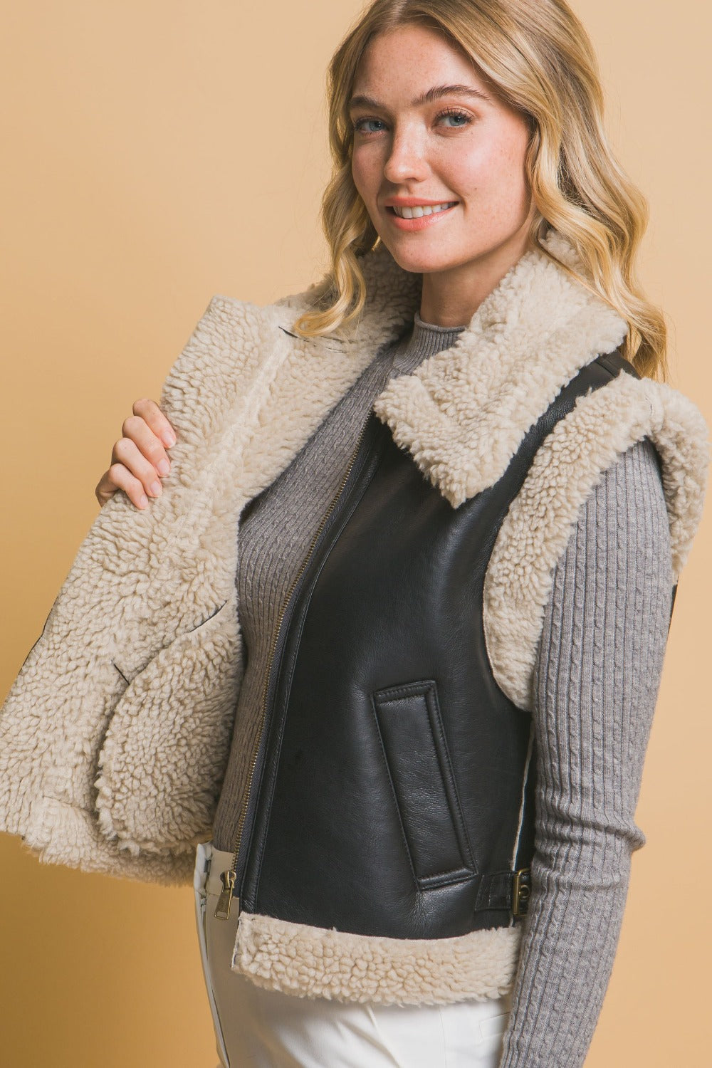 Stilla | Sherpa Vest Love Tree Med Lynlås og Lommer