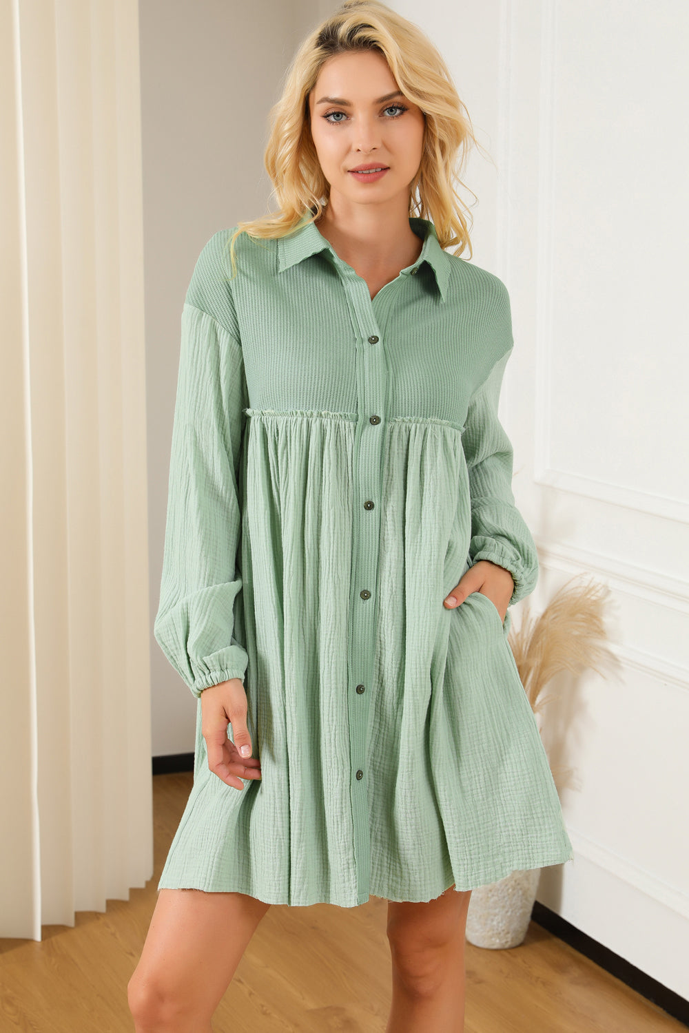 Stilla | Kravehals Dropped Shoulder Mini Kjole