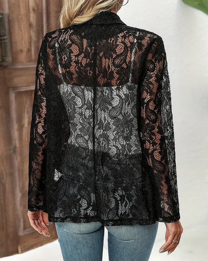 Skovae | Elegant, Ensfarvet Frakkes med Blomster Spids Krave
