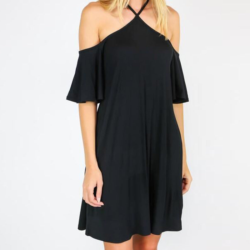 Kvinders sommerkjole med off-the-shoulder look og flydende snit