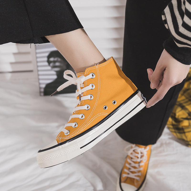 Dame fritids sneakers lavet af robust canvas med moderne design Stilla