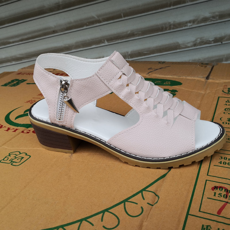 Dame luftige High-Top sandaler med justerbare stropper og moderne snit Stilla