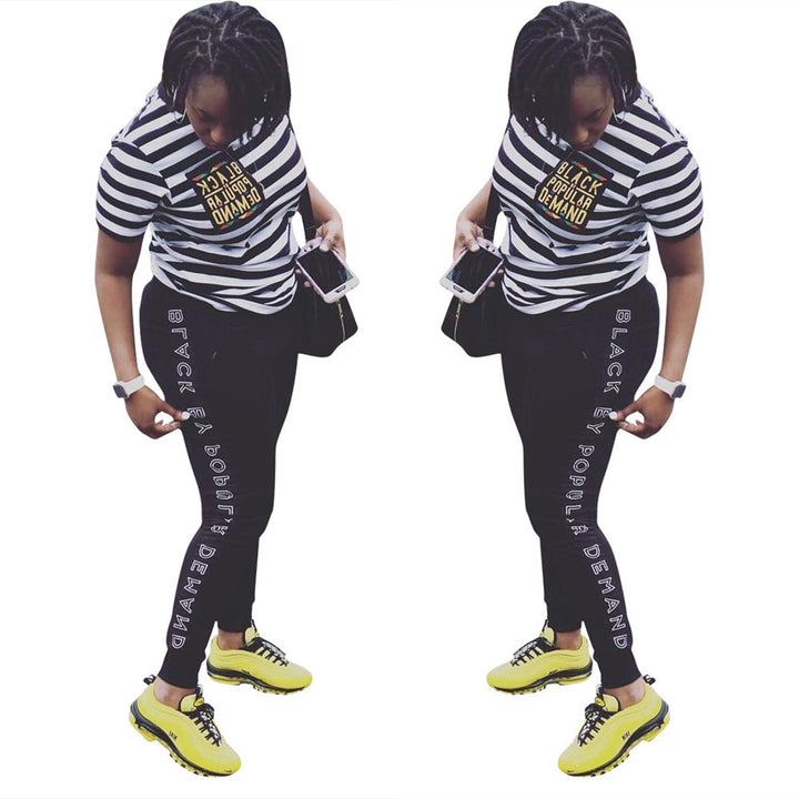 Dame Sporty T-shirt og leggings sæt med iøjnefaldende skrift Stilla