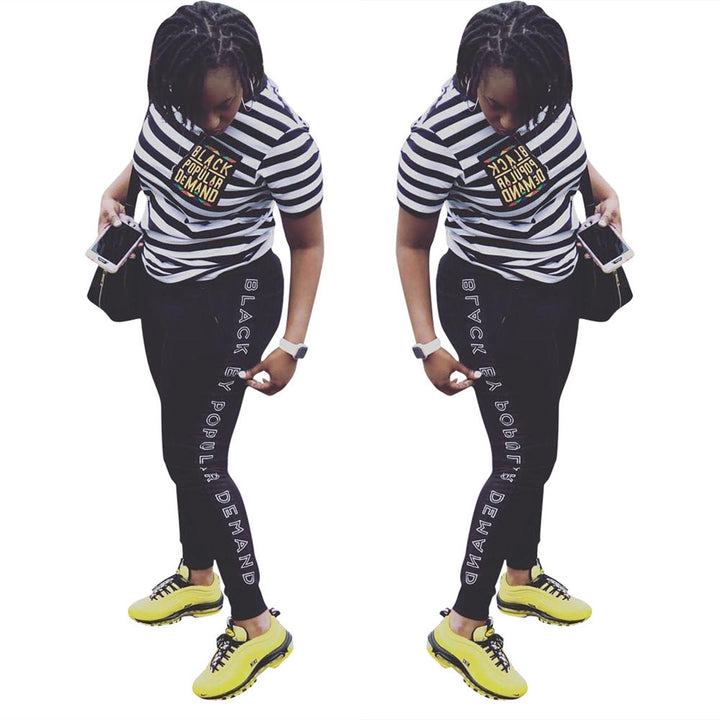 Dame Sporty T-shirt og leggings sæt med iøjnefaldende skrift Stilla