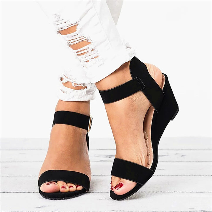Kvinder Wedge-sandaler med justerbar rem og elegance spænde Stilla