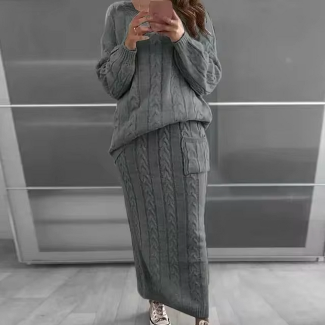 Stilla | Elegant Sæt Bestående Af En Strikpullover og En Nederdel