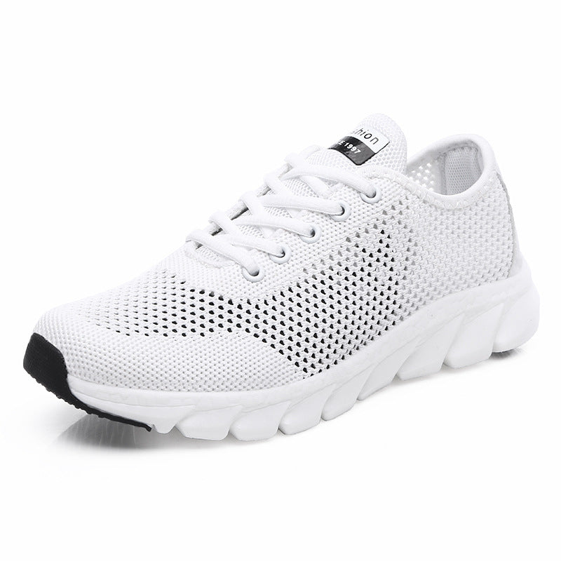 Dame nan lette netværks fritidssneakers med perforeret overdel og fleksibel bølgeløbs sål Skovae