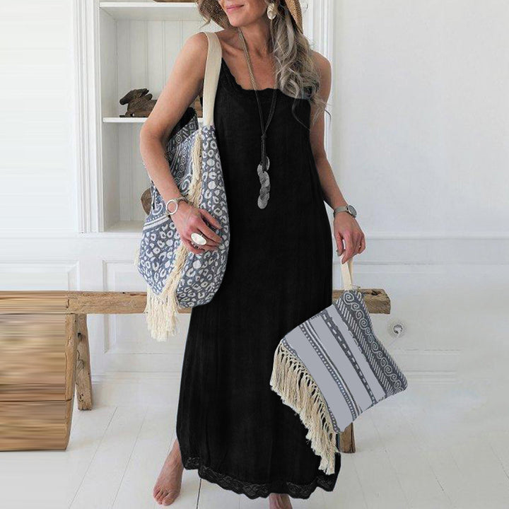 Dame maxikjole med fine spaghetti-stropper og elegant blonder decoration Stilla