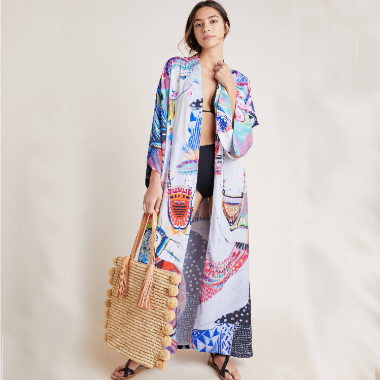 Dame lang strandkimono med farverige mønstre Stilla