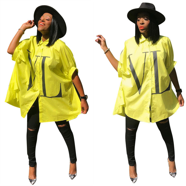 Dame Oversized Skjorte med moderne Logo-Design Stilla