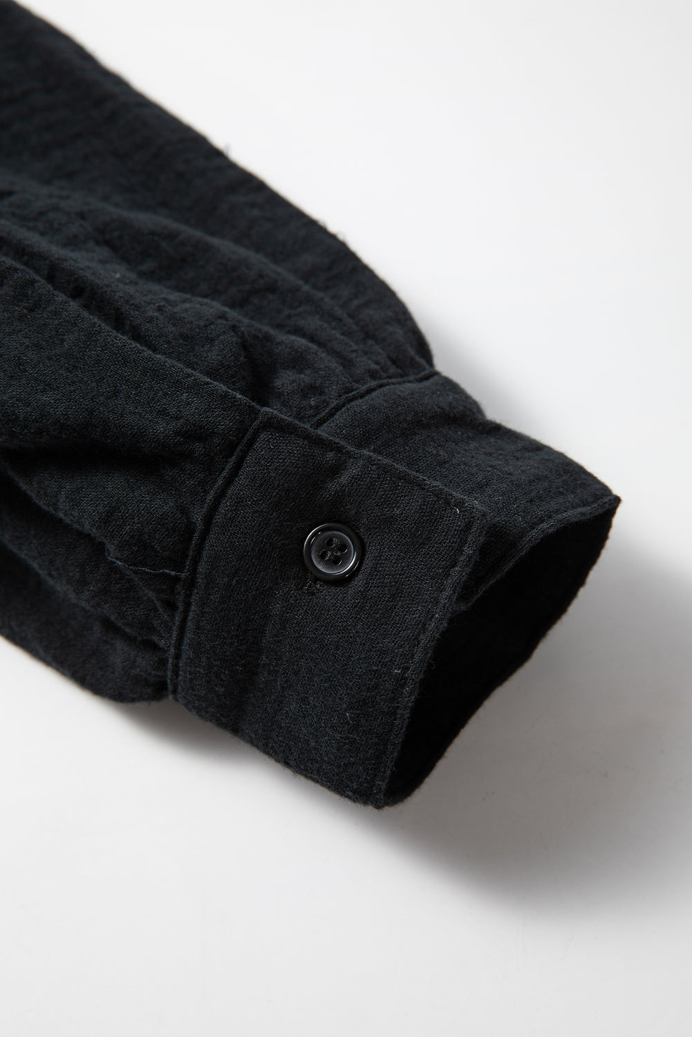 Stilla | Traditionel og Ædel Garderobe