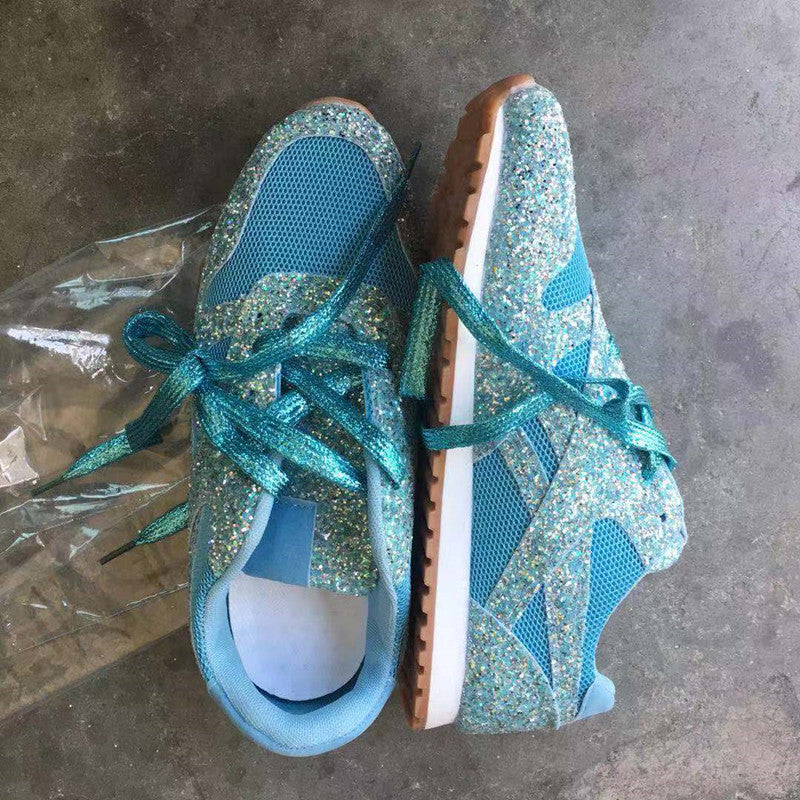 Dame nan glitrende sneakers med krystalbesat overflade, polstret komfortfodseng og skridsikker gummisål Skovae