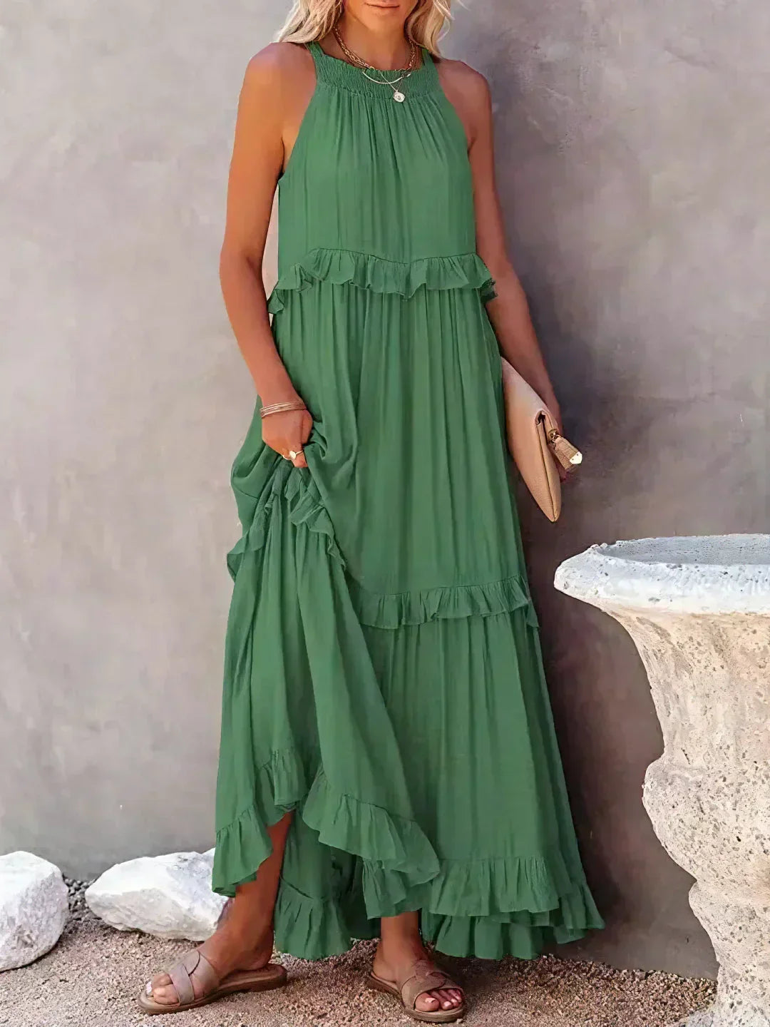 Stilla | Halter Ruffle Max Kjole