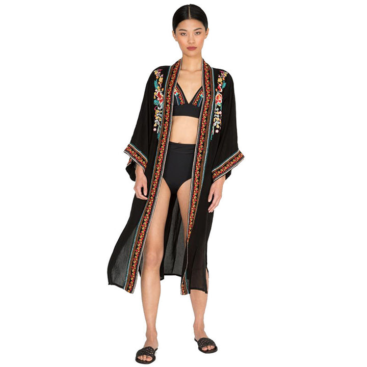 Dame elegant strandkimono med farverige broderier og løs silhuet Stilla