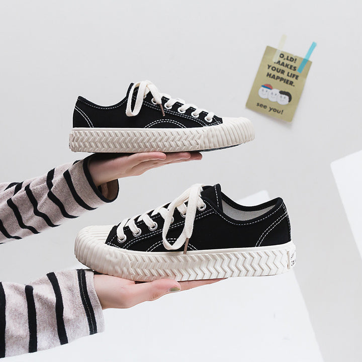 Dame fritids sneakers med skridsikker gummisål og klassisk overmateriale Stilla