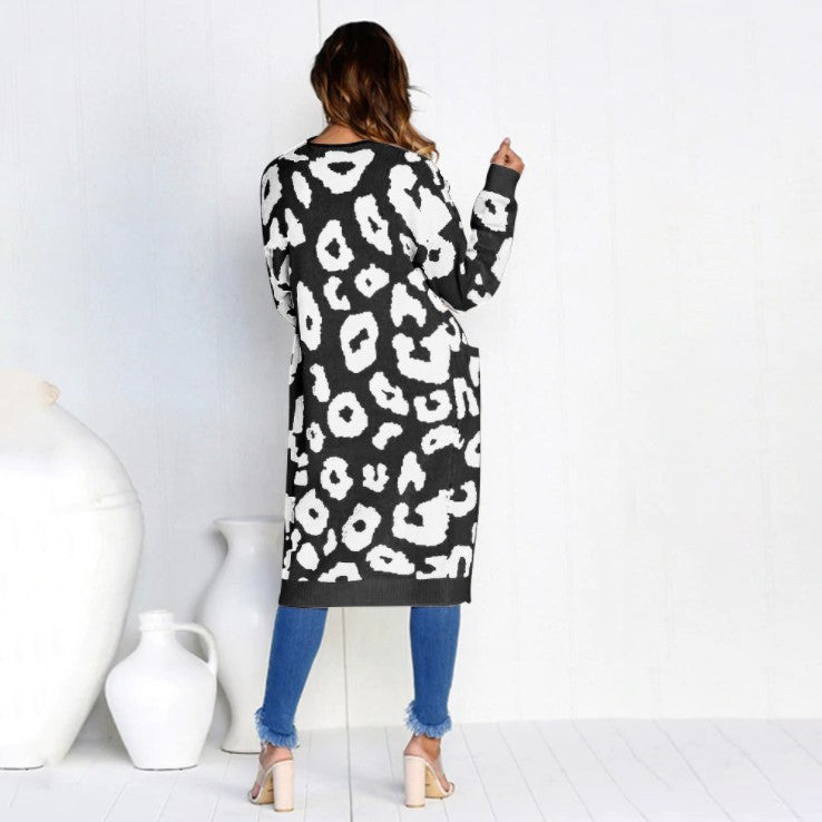 Kvinders chunky strik cardigan med dyreprint og praktiske lommer Stilla