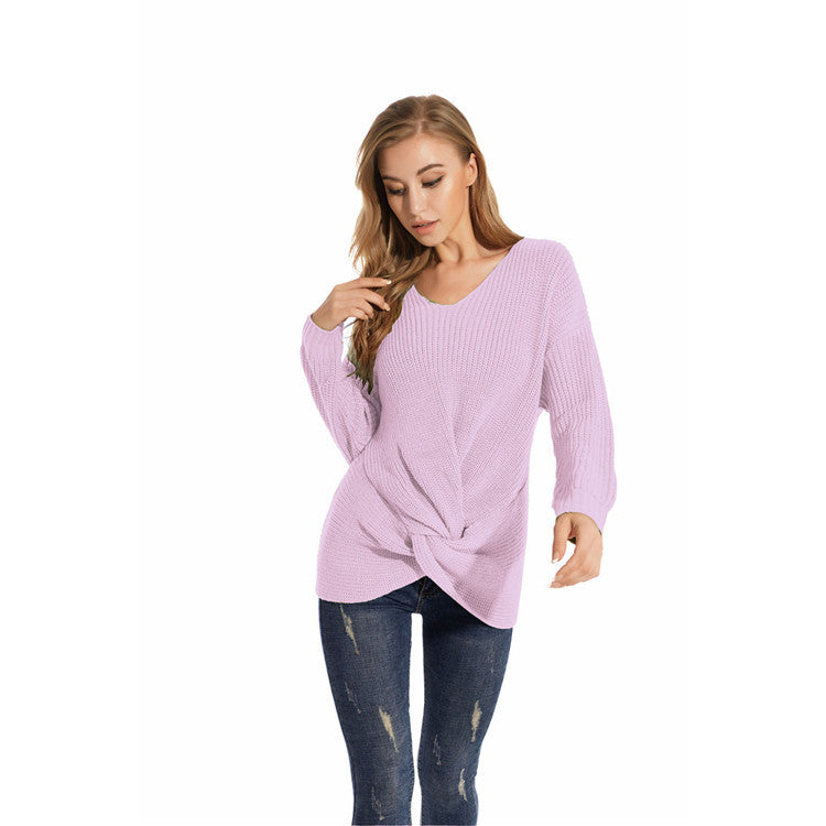 Dame strikbluse med elegant omslagdesign og afslappet snit Stilla