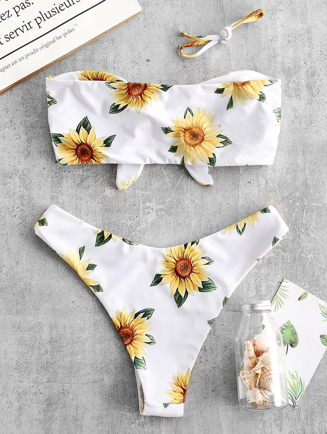 Dame Bandeau-bikini-sæt med blomsterdesign og mode knude Stilla