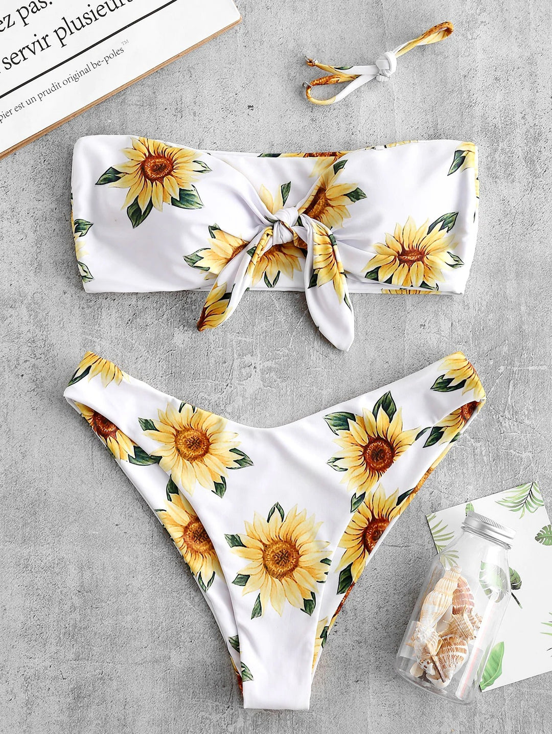 Dame Bandeau-bikini-sæt med blomsterdesign og mode knude Stilla