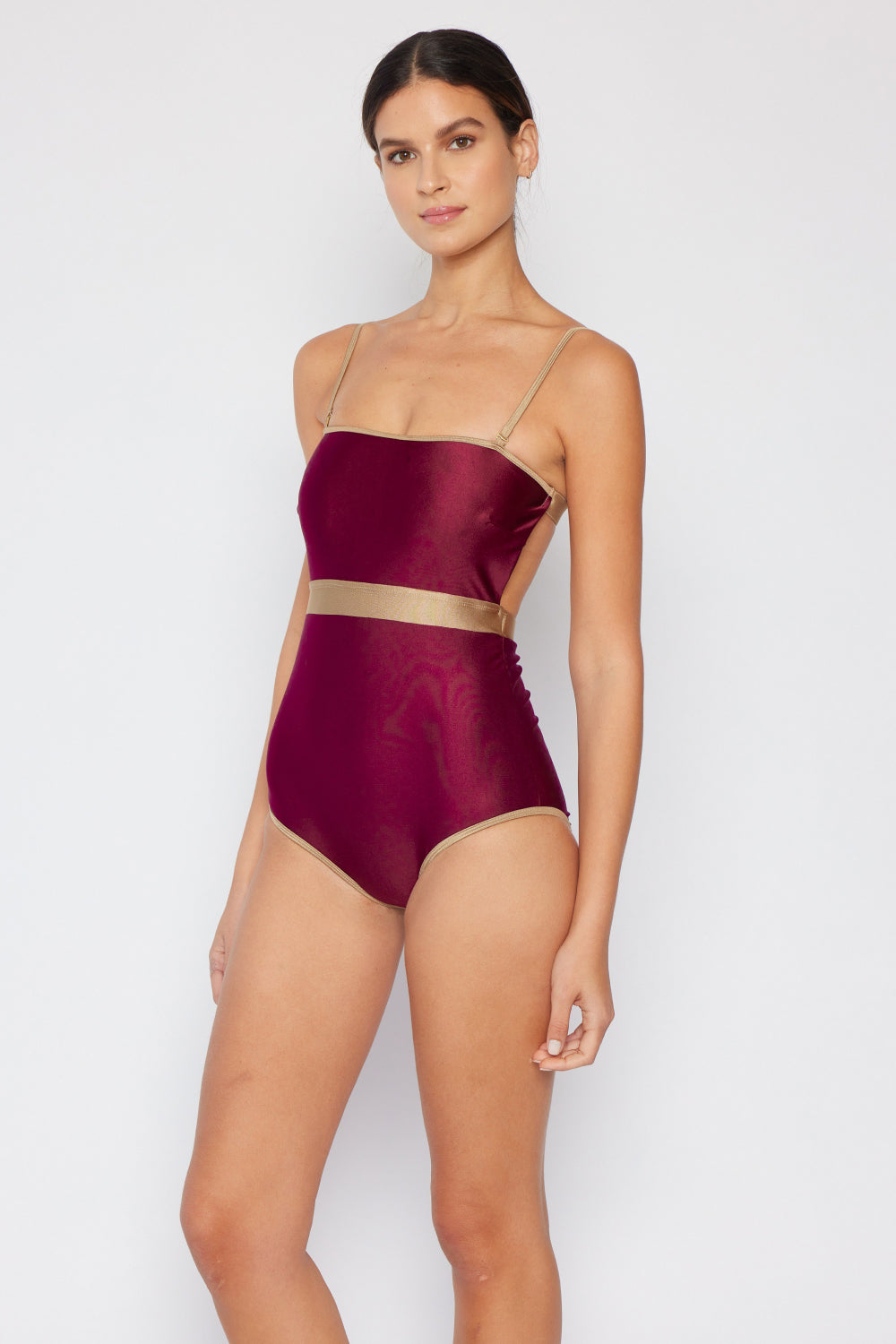 Stilla | West Swim Wave Break Contrast Trim One-piece I Vin