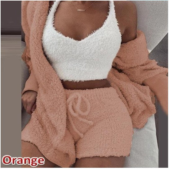 Femme Cozy To-delt Loungewear Sæt med bløde Strikkeshorts og Sweater Stilla