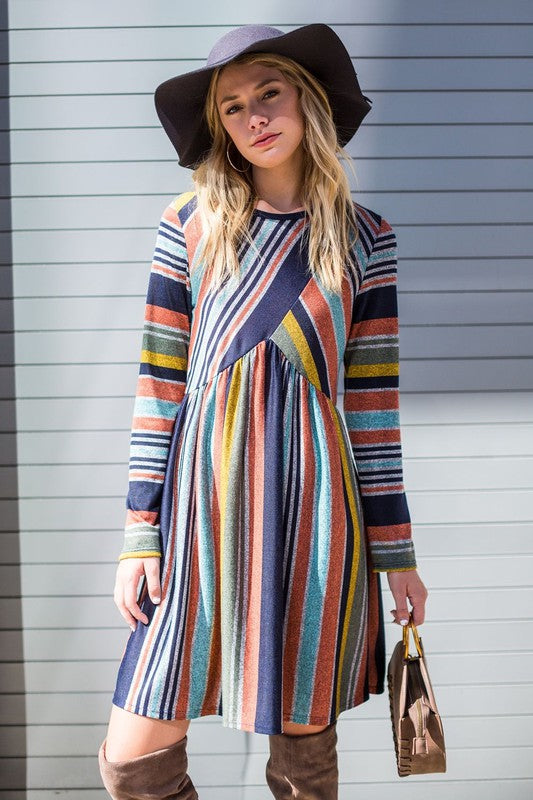 Stilla | Farve Kryds Stribet Midi Kjole