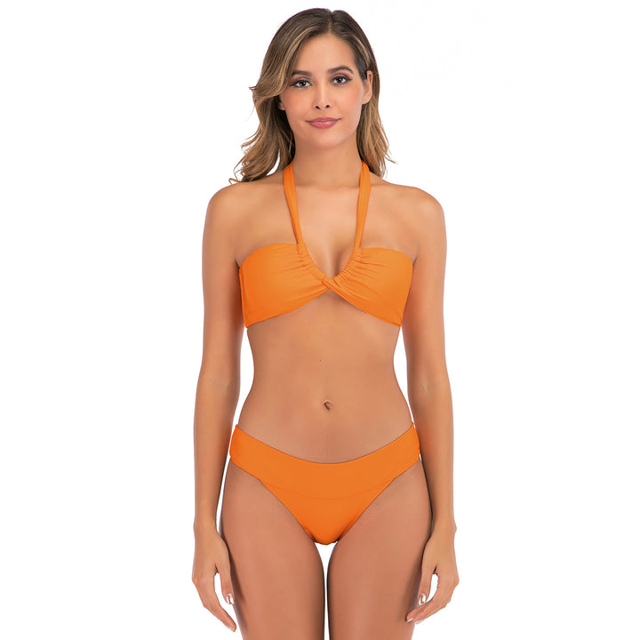 Dame Bandeau-bikini med moderne knudedetail og justerbare stropper Stilla