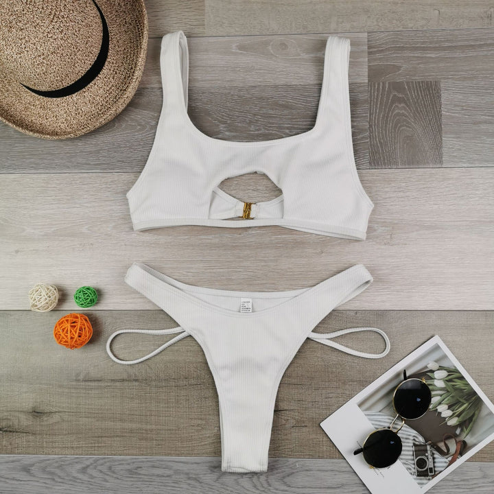 Dame bikini sæt med innovativt cut-out design Skovae