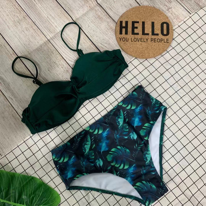 Damebikini med blomsterdesign og justerbare stropper Skovae