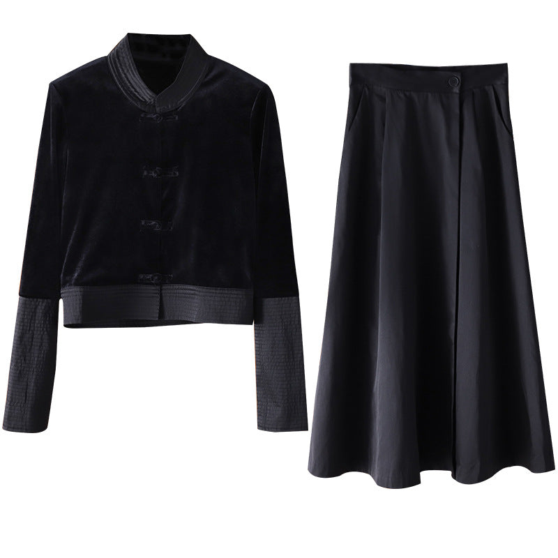 Dame fløjl kort blazer med højtstående krave og elegante knapdetaljer Stilla