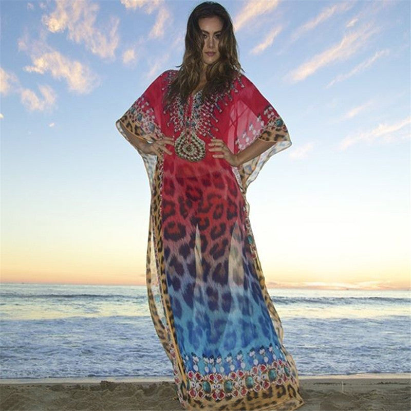 Dame Strandkaftan med kunstnerisk dyremotiv og elegante udsmykninger Stilla
