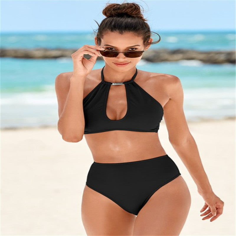 Dame Højskåret Bikini med elegant Halter-design Skovae